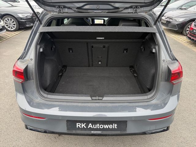Golf 8 VIII R-Line 1.5 eTSI Navi ACC Rear View