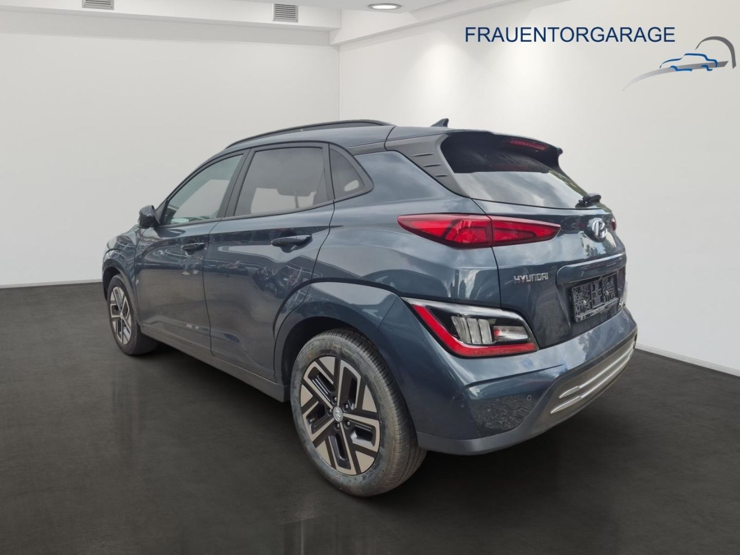 Fahrzeugabbildung Hyundai KONA Trend Elektro Navi Soundsystem LED ACC Appl