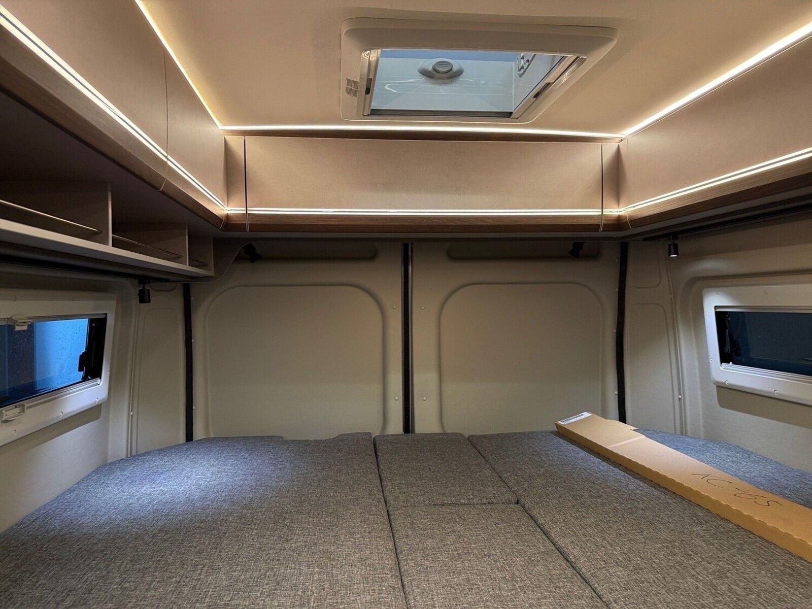 Fahrzeugabbildung Pössl Summit Shine 600 LR Citroen Markise,Solar,Autom.
