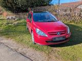 Peugeot 307 SW 1.6 Benzin 7 Sitzer - Peugeot 307 mit Benzin-Antrieb: Kombi, 1.6