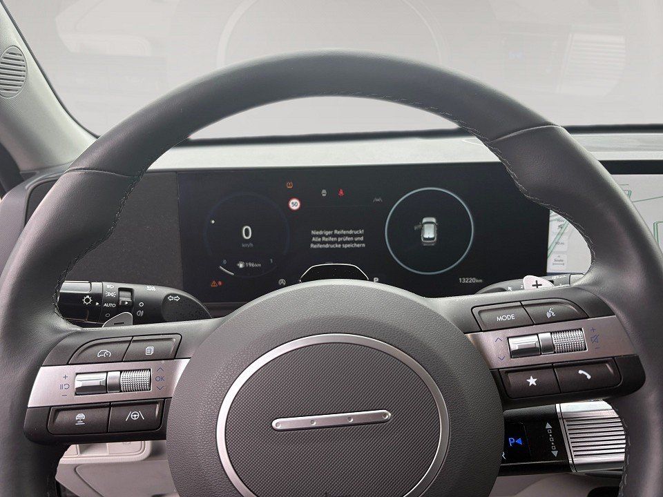 Fahrzeugabbildung Hyundai KONA 1.0T 120PS DCT TREND Assi LED el. Heck BOSE
