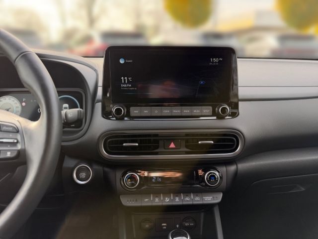 Fahrzeugabbildung Hyundai KONA Prime 4WD 1.6 T-GDI EU6d HUD Navi Leder Sou