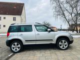 Skoda Yeti 2.0 TDI 125kW 4x4 Experience Plus Navi Xeno - Skoda Yeti in Nürnberg