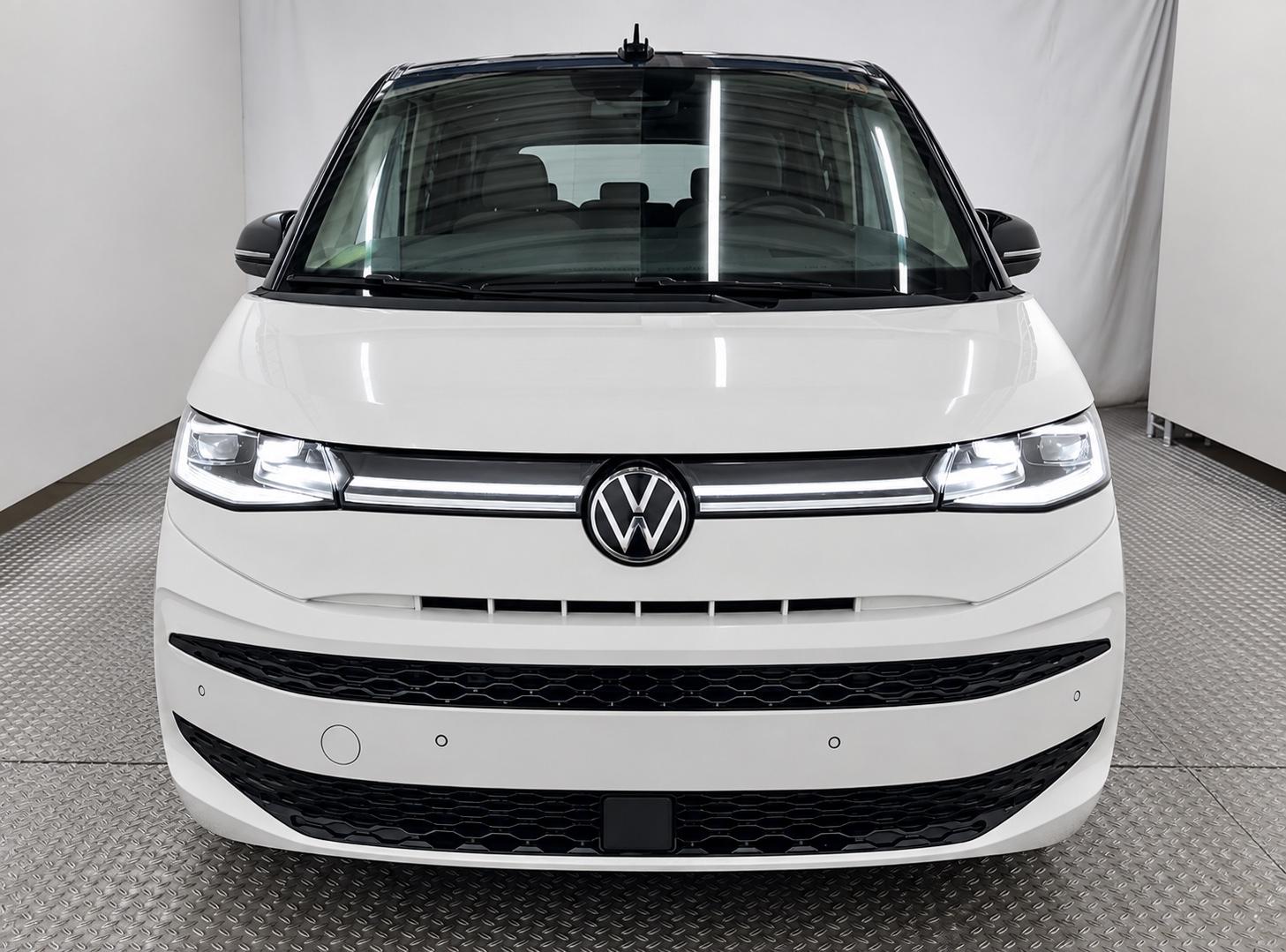 Volkswagen T7 Multivan Edition Lang 2.0 TDI