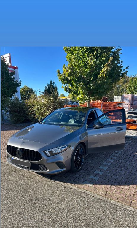 Image of Mercedes-Benz A 220