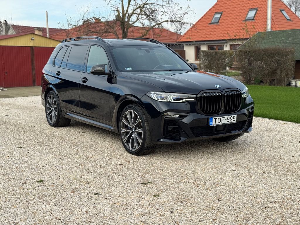 BMW X7 M50