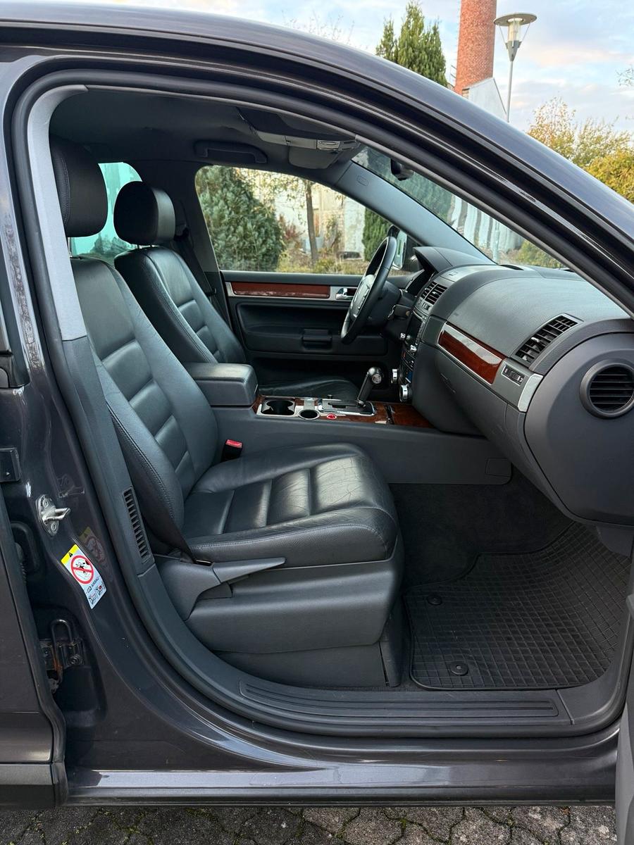 Volkswagen Touareg 2008 — photo 12