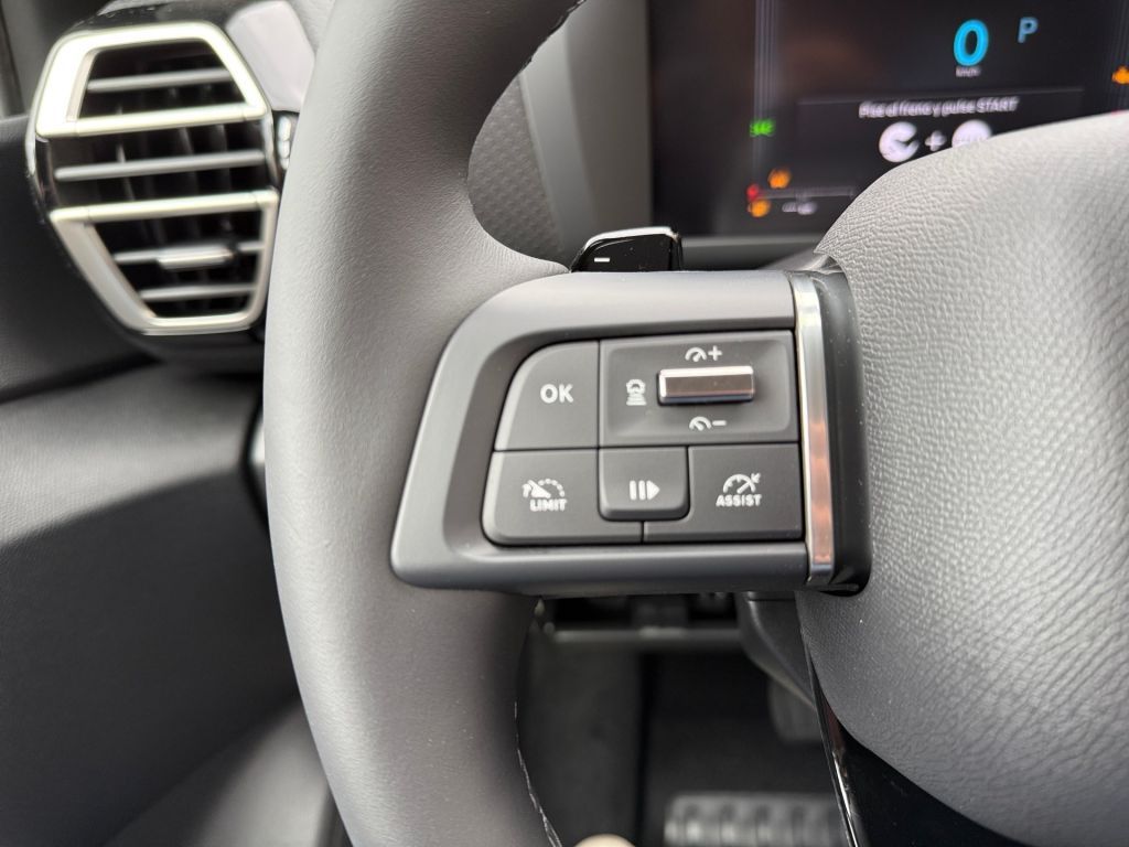Fahrzeugabbildung Citroën C4 Hybrid 145 MAX