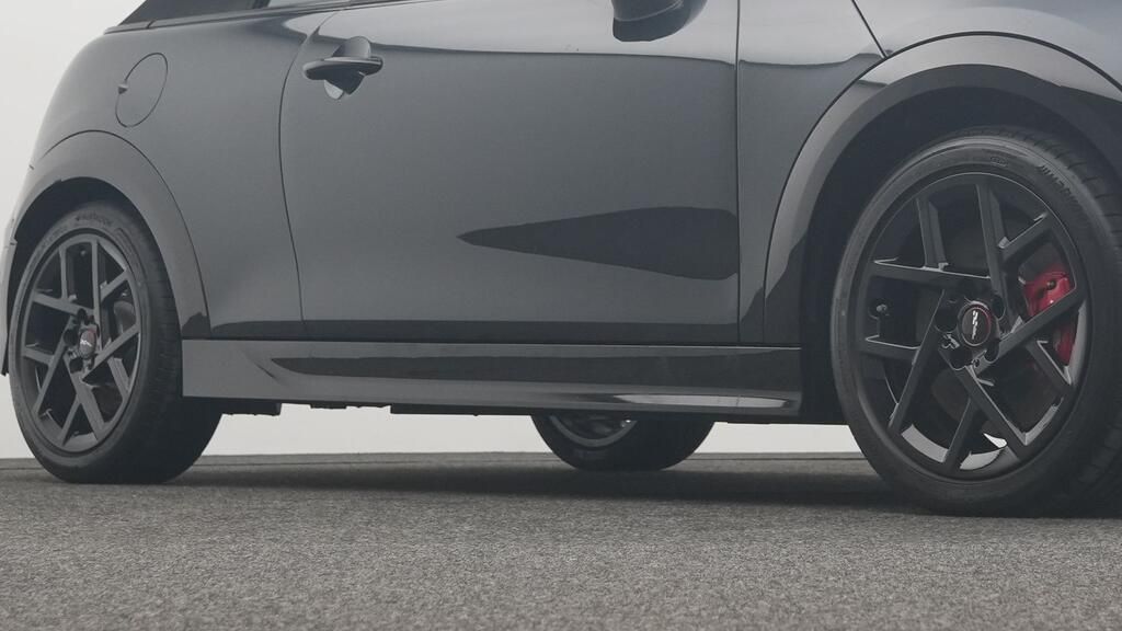 MINI John Cooper Works Cabrio - Bild 21