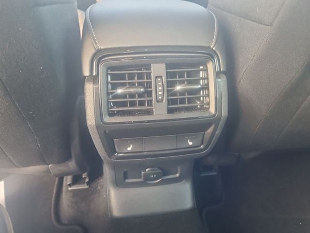 Fahrzeugabbildung SKODA Kodiaq 1.5 TSI DSG Clever NAVI MATRIX-LED