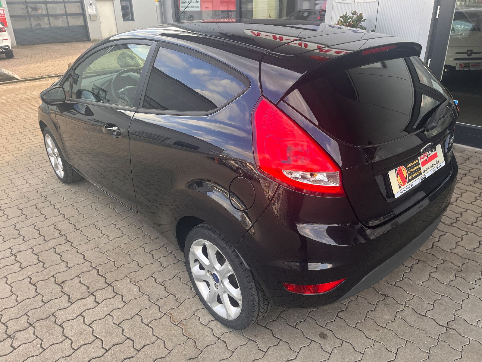 Fahrzeugabbildung Ford Fiesta Viva 1.3