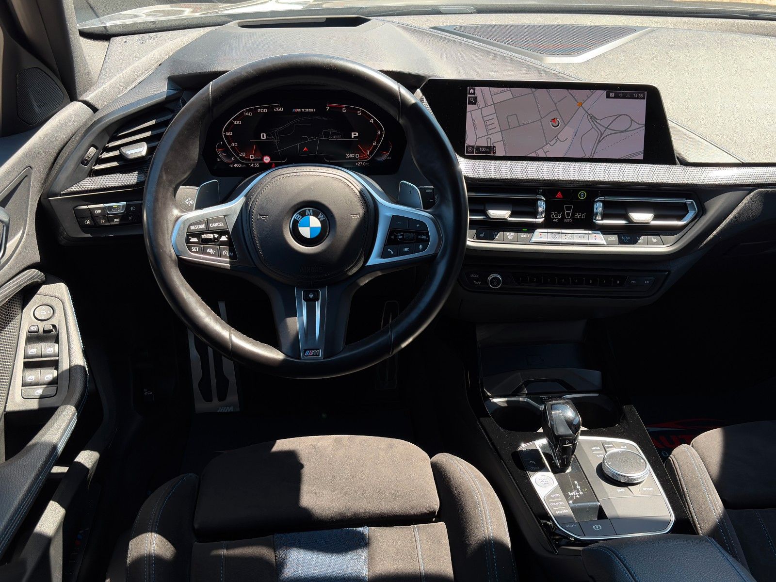 Fahrzeugabbildung BMW M135i xDrive Shadow Alcantara KZG CAM HiFi HuD