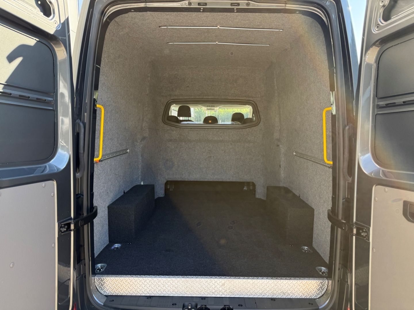 Fahrzeugabbildung MAN TGE 3.180 4x4 MIXTO Massage SHZ NAVI ACC LED