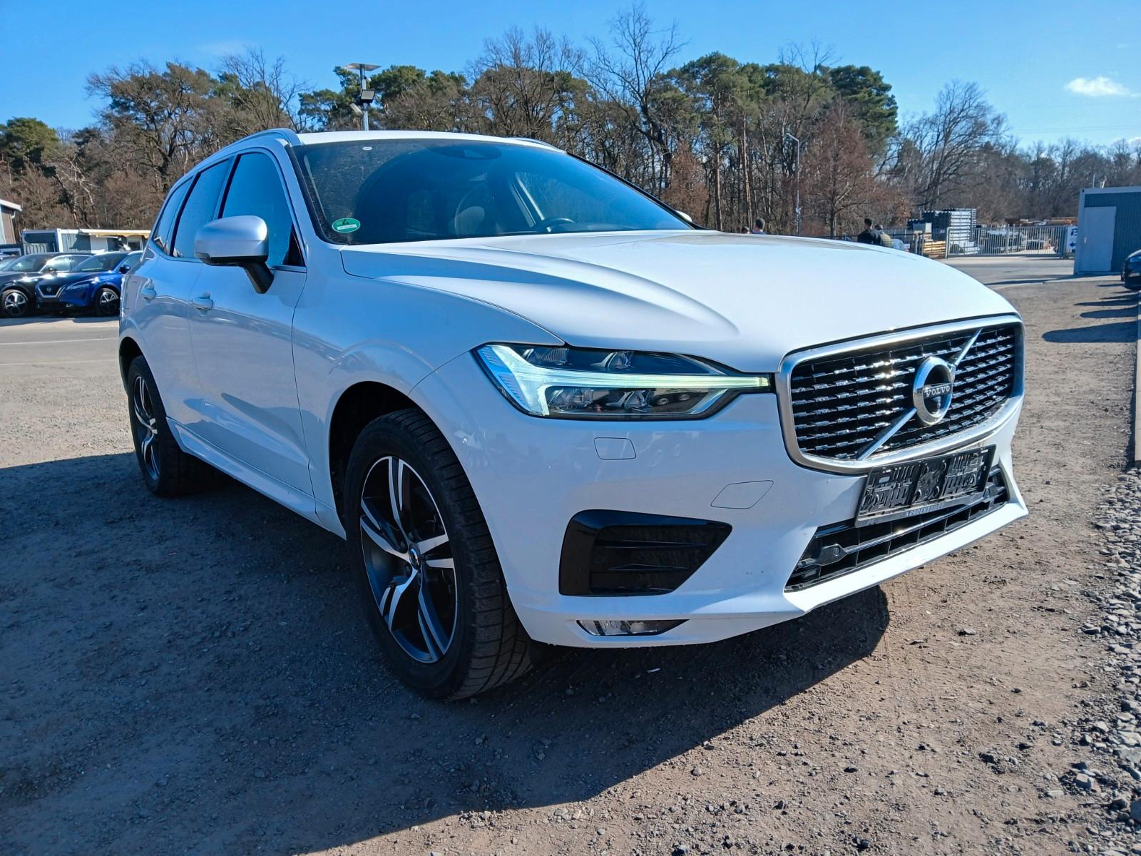 Volvo XC 60 XC60 R Design D5 AWD 235 PS