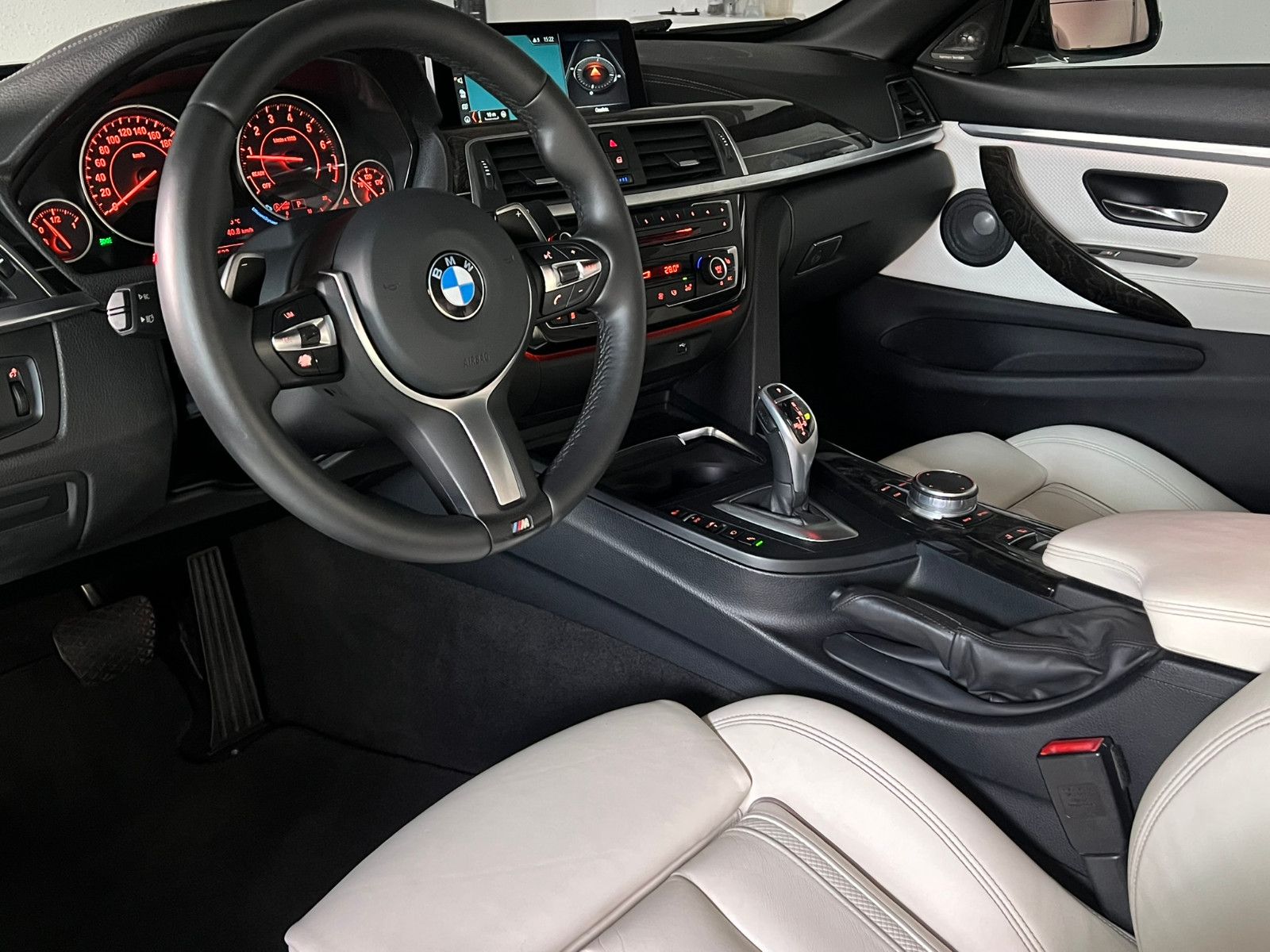 Fahrzeugabbildung BMW 430 i Cabrio M SPORT/H&K/360*/LED/HuD/DE FZG