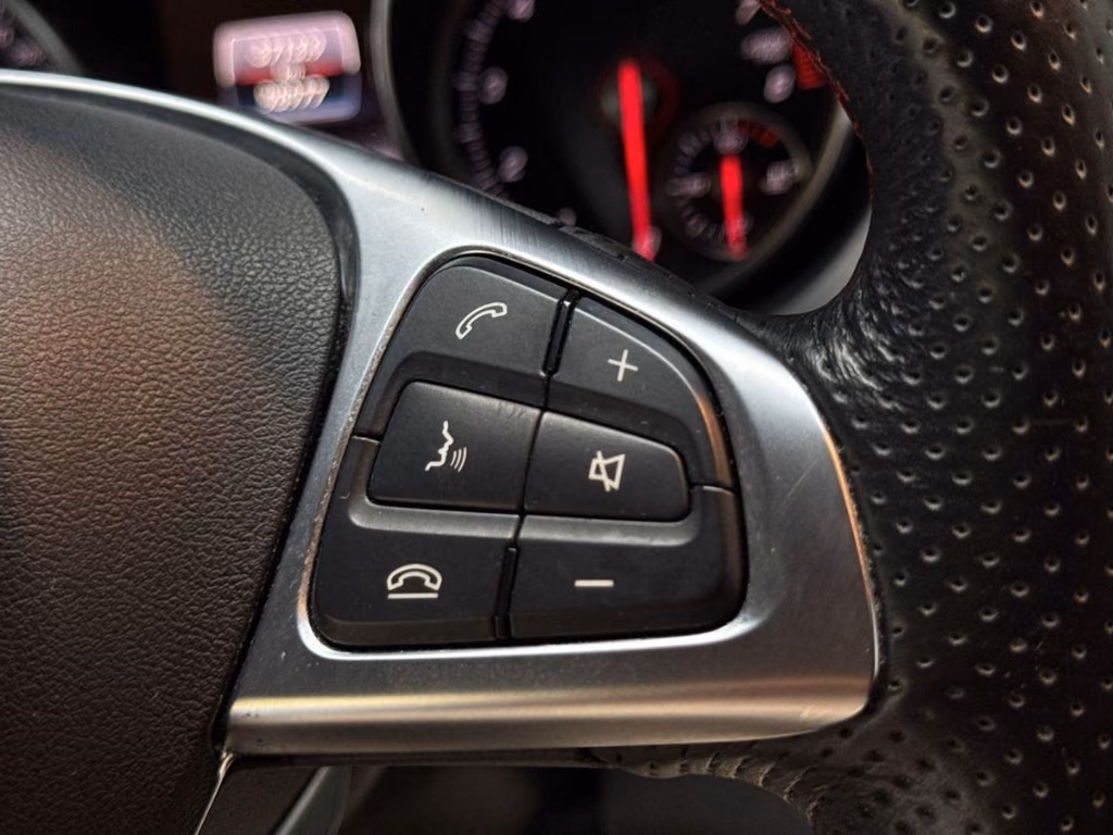 Mercedes-Benz CLA 250 NightPaket AMG-Line Magno Lack