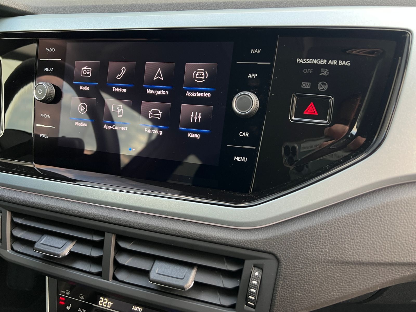 Fahrzeugabbildung Volkswagen Polo GOAL 1.0 TSI DSG *LED, App-Connect, 17'-LM*