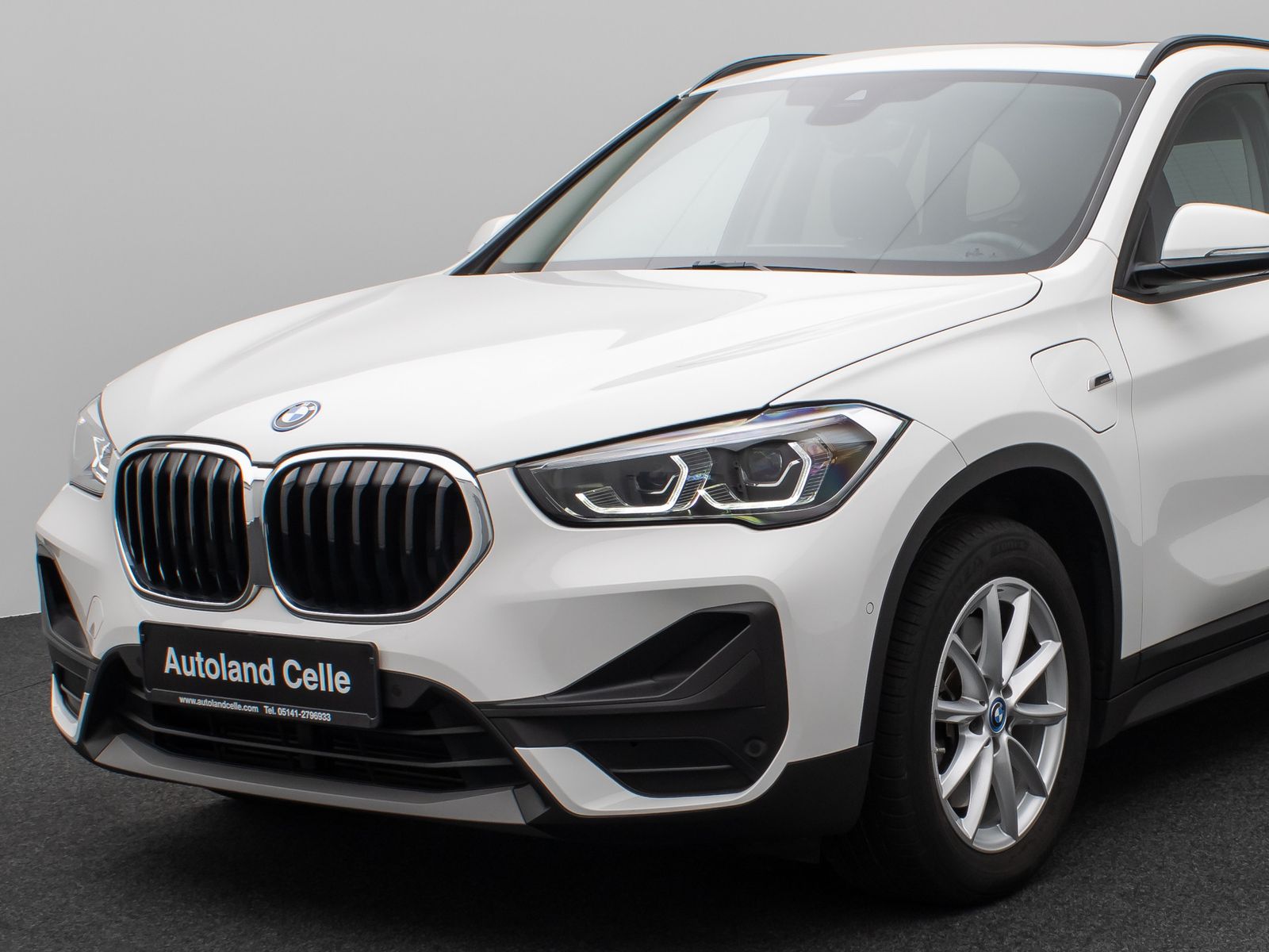 Fahrzeugabbildung BMW X1 xD25e Panorama Kamera DAB HUD Leder LED Alarm
