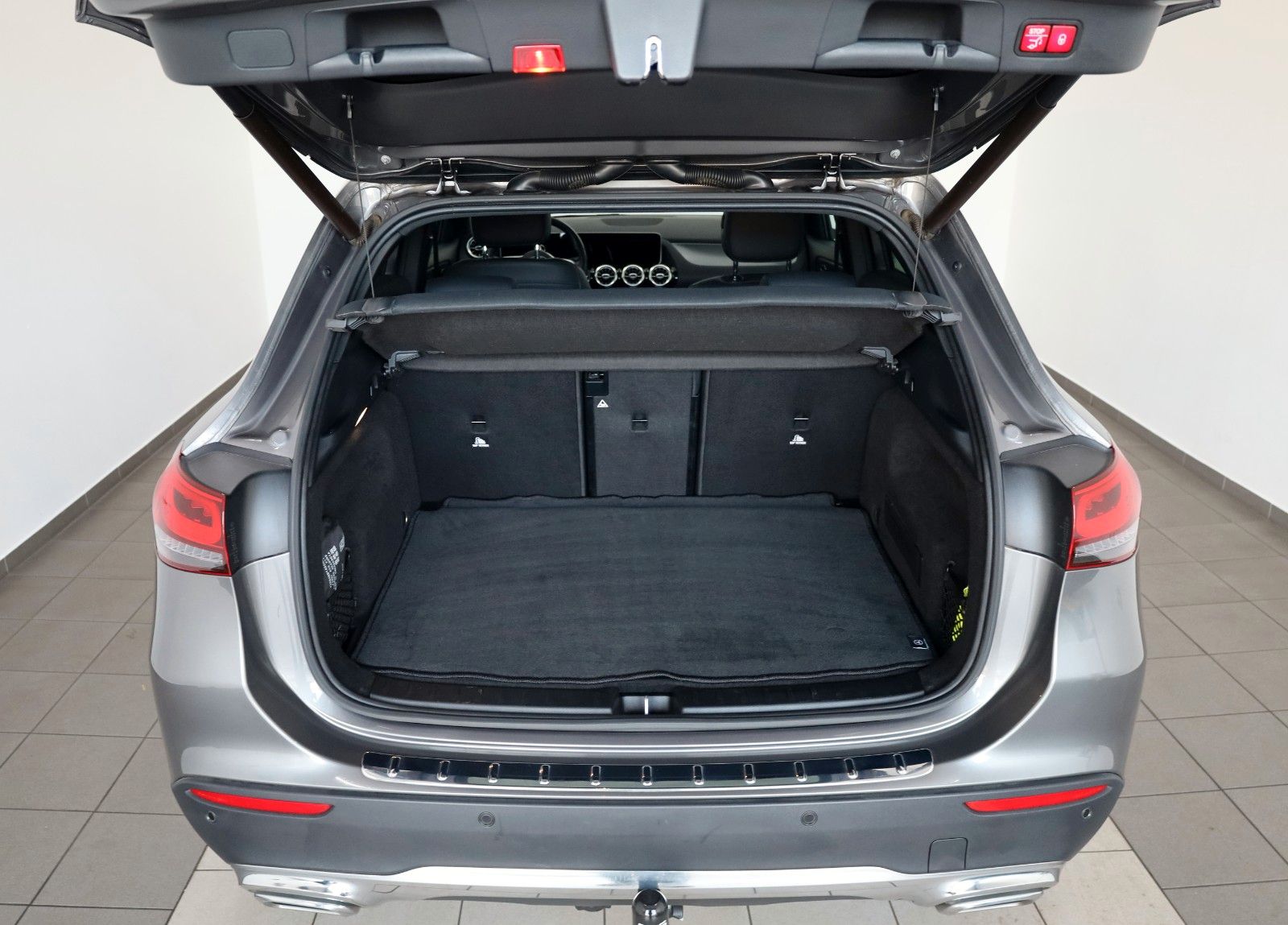 Fahrzeugabbildung Mercedes-Benz GLA 200 Progressive,Leder,Navi,LED,SH,Kamera,AHK