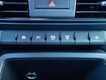 Bild 13 Ford Transit Connect 2.0 Trend L2 PDC SHZ NAVI