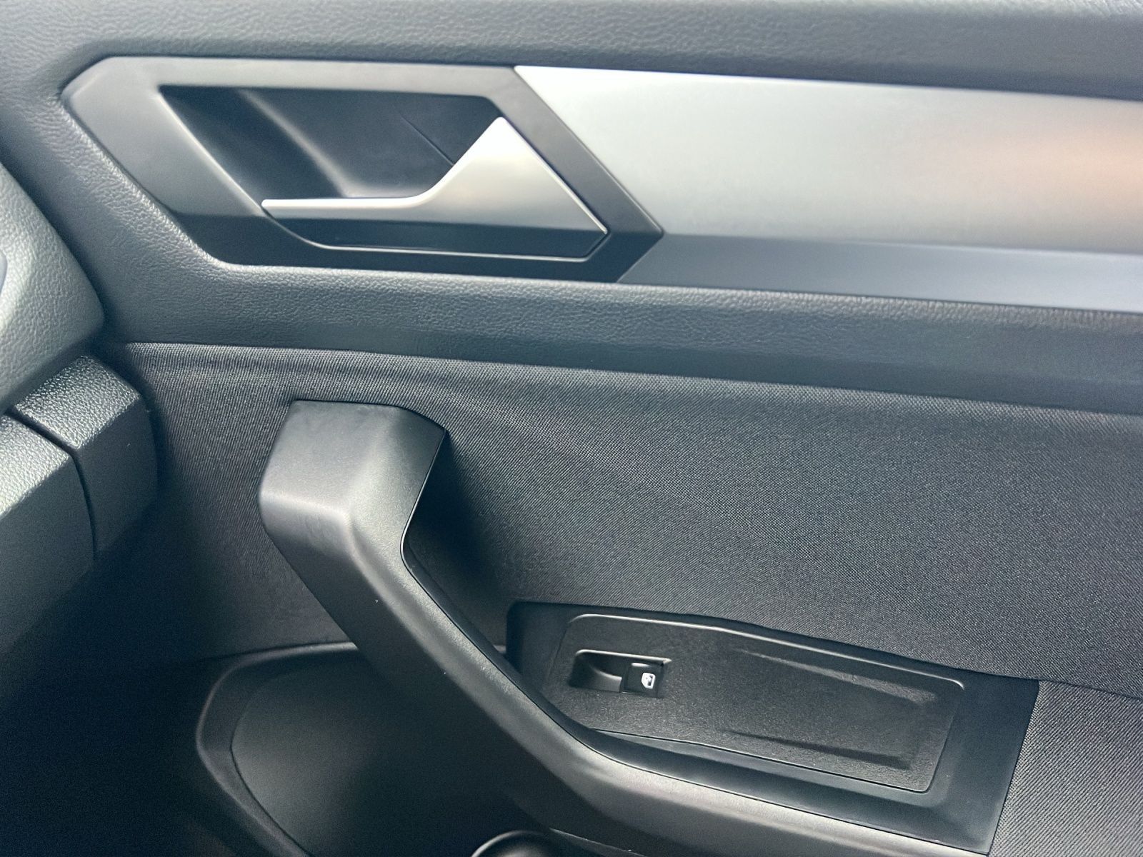 T-Roc Life 1.5 TSI Navi*Standhzg*LED