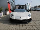 Lamborghini Aventador LP 720-4 Roadster 50° Anniversario - : mit Navigationssystem, 720