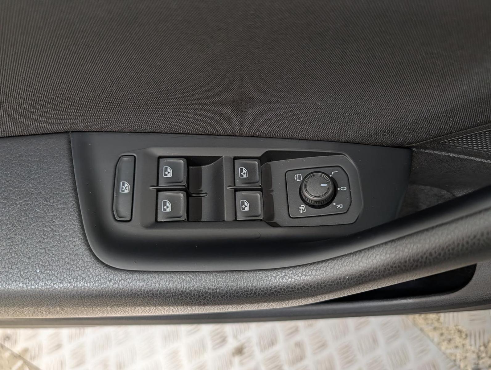 Volkswagen Passat 1.5 TSI DSG Business Winter SHZ A, миниатюра 19