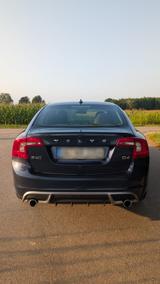 Volvo S60 D4 R-Desing - gebrauchte Volvo S60 aus dem Jahr 2013