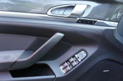 Fahrzeugabbildung Porsche Panamera GTS 4.8 BOSE Alcantara Carbon Kam! TOP!