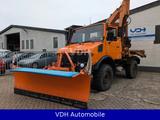 Mercedes-Benz Unimog 427/10 Bagger Schiebeschild Streuaufsatz - Bagger