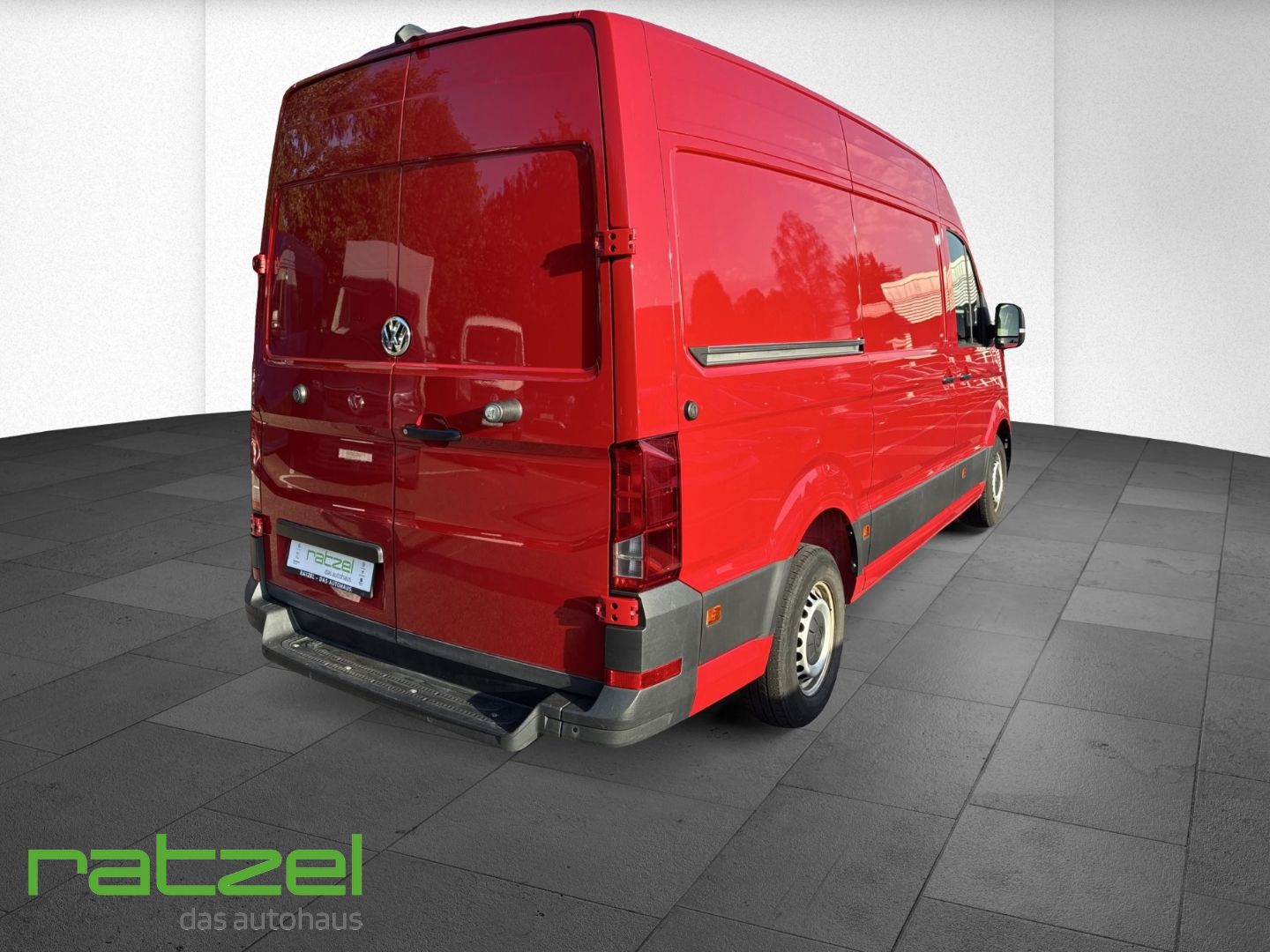Fahrzeugabbildung Volkswagen Crafter mittellang Hochdach FWD 35 Kasten 2.0 SH