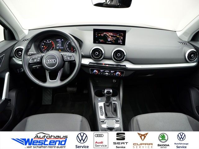 Fahrzeugabbildung Audi Q2 S line 35 TFSI 110kW S tr. Navi Matrix AHK