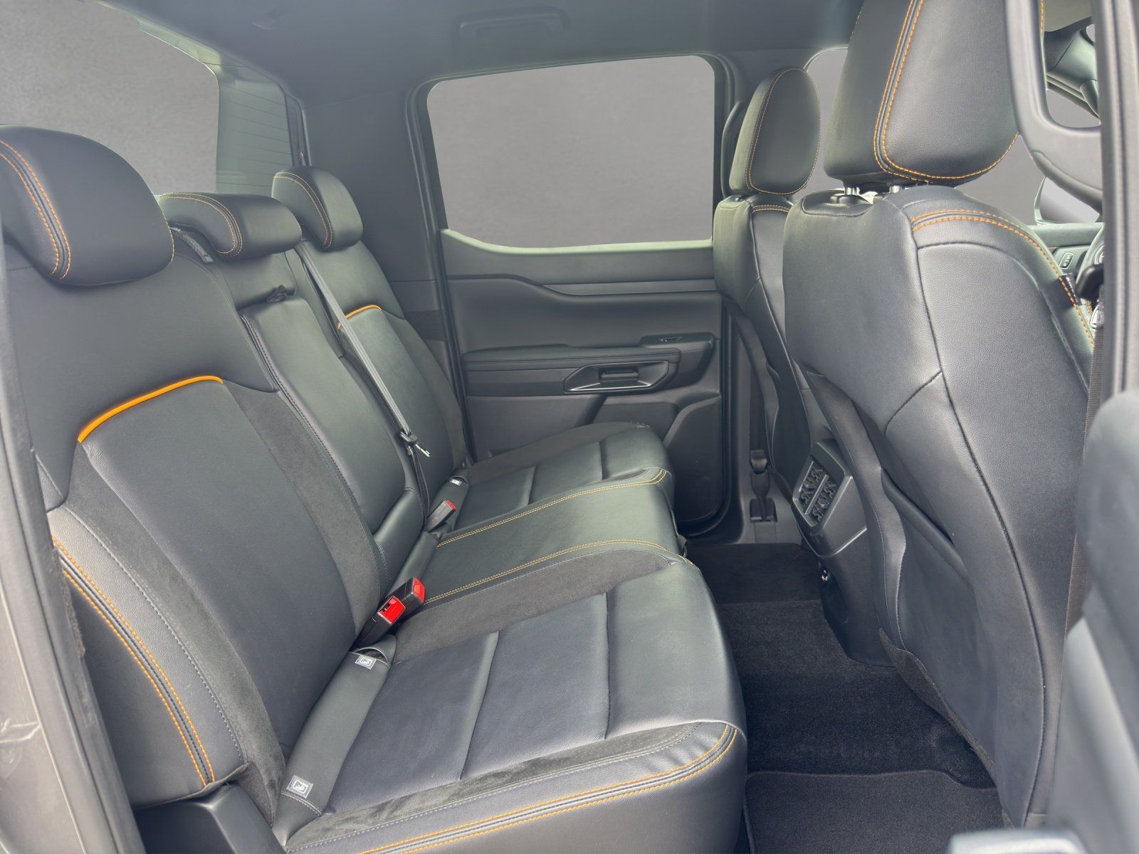 Fahrzeugabbildung Ford Ranger 2.0 Wildtrak X 4WD Aut./AHK/ACC/CAM/DOKA