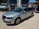 Skoda Octavia 1.6 TDI  4x4  Combi - Skoda Octavia: Allradantrieb, 1.6