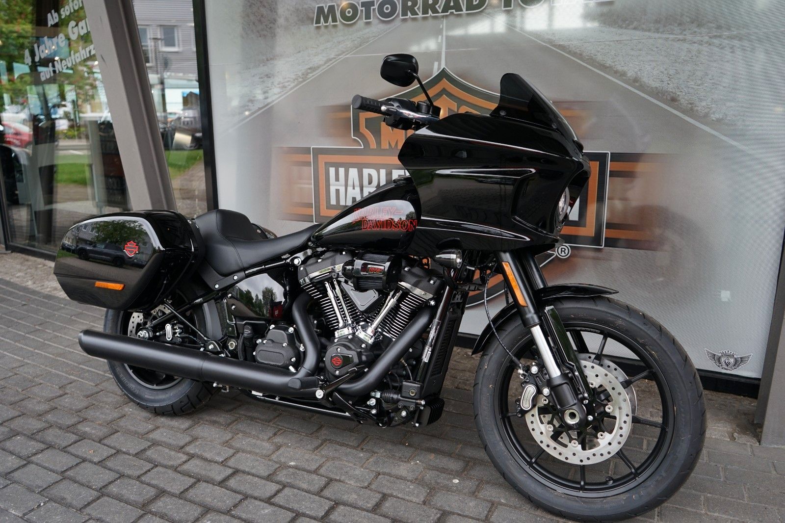 Fahrzeugabbildung Harley-Davidson Low Rider ST FXLRS 2025 117cui High Output Motor