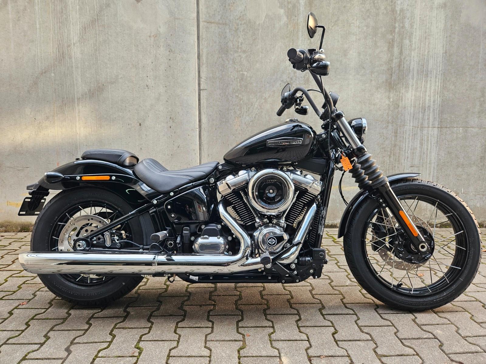 Harley-Davidson FXBB Street Bob 2025