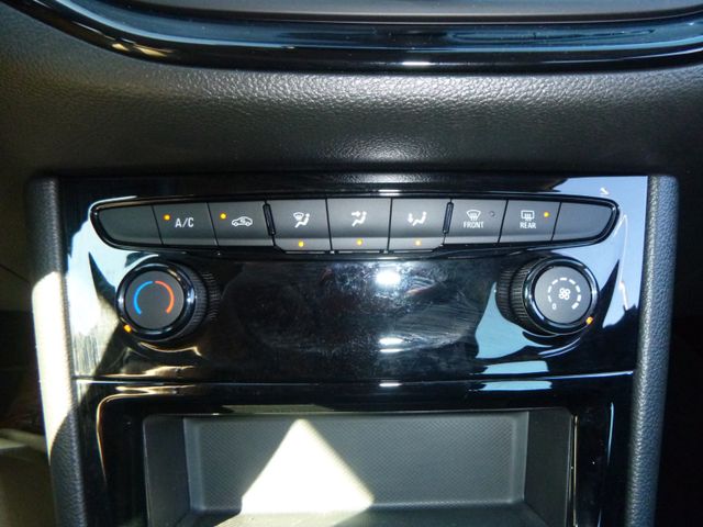 Fahrzeugabbildung Opel Astra K Sports Tourer 1.4 T >AUT/LED/NAVI/PDC