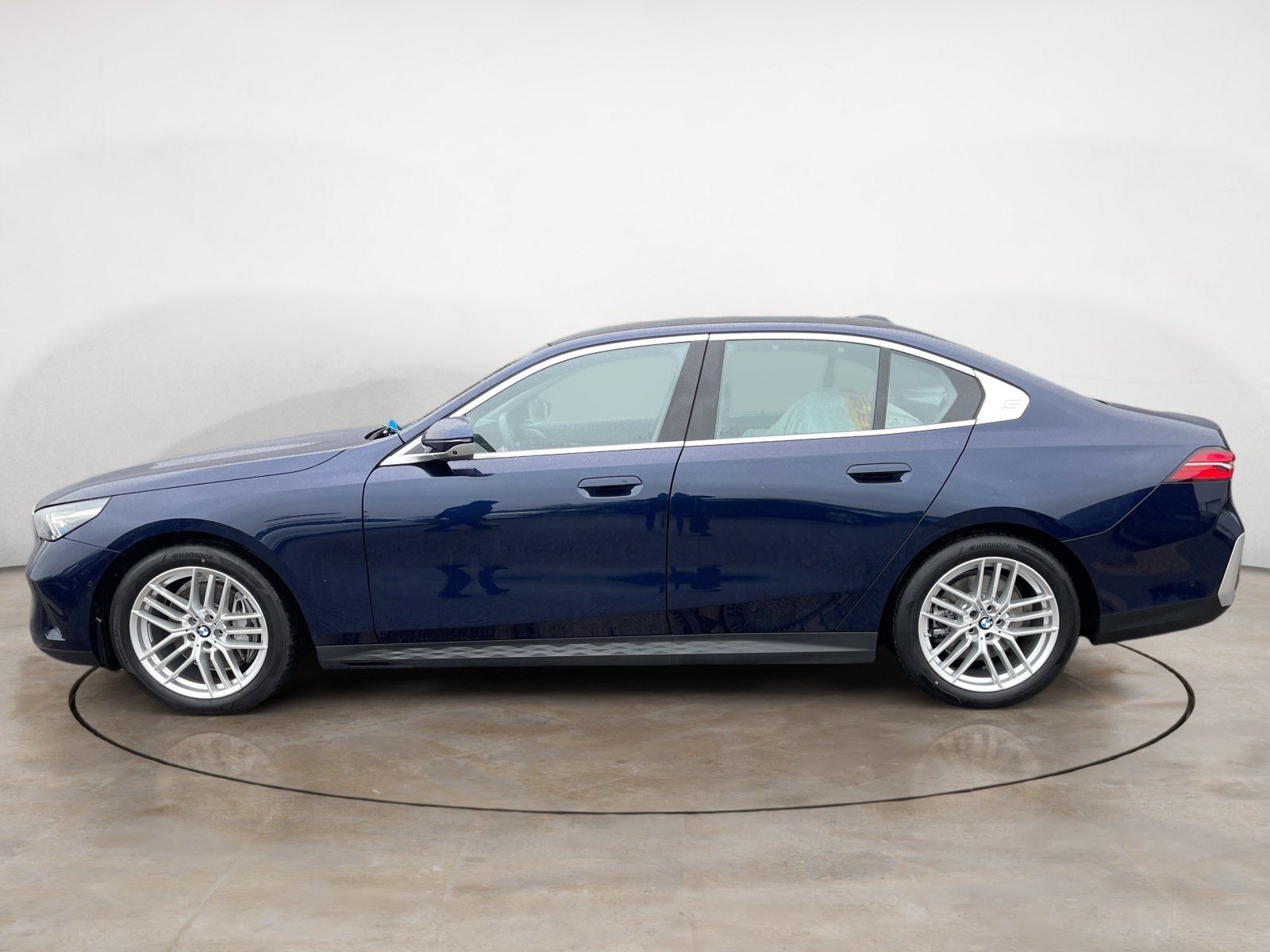 BMW 540d xDrive + GARANTIE-bis-06.2030 imagem 2