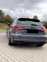 Audi S3 qu. Sportb. *ohne OPF* *Nappa* *Virtual C.* - graue Audi S3