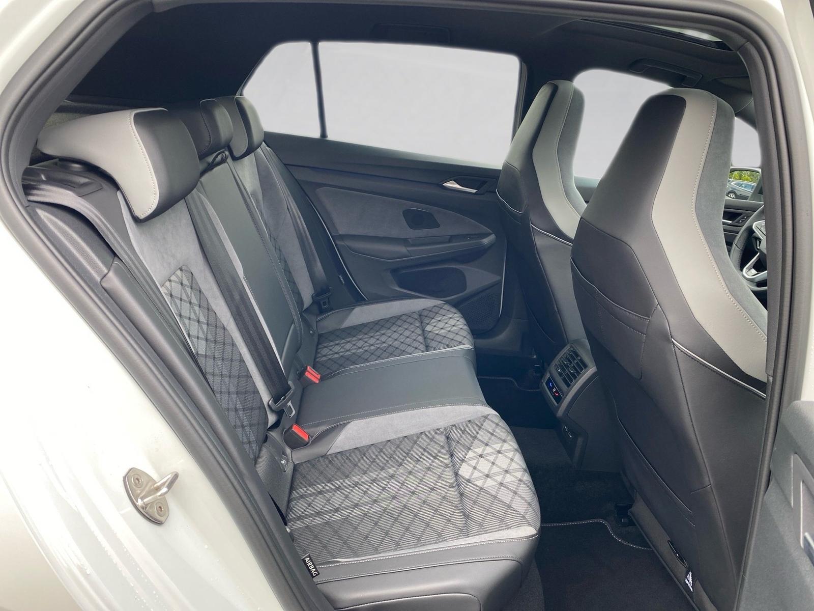 Volkswagen Golf 1.5 eTSI R-Line DSG BlackStyle LED Navi ACC, миниатюра 11