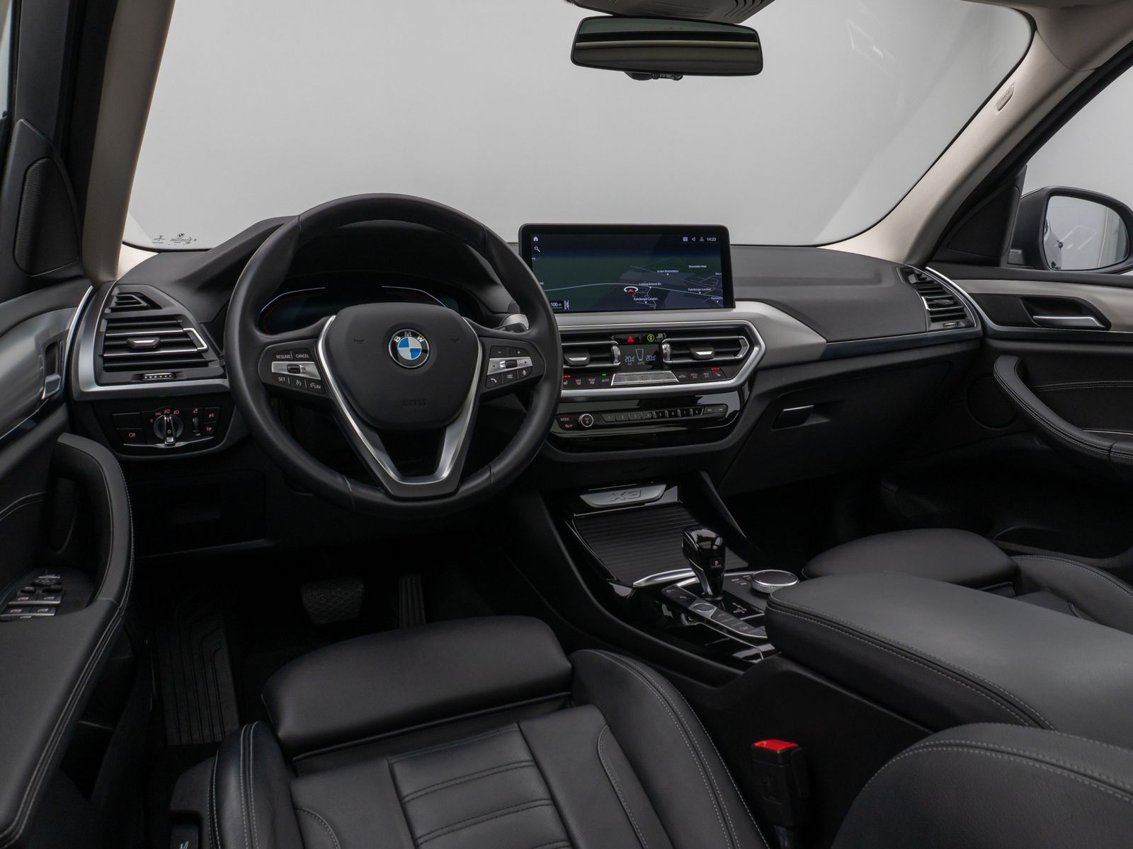 Fahrzeugabbildung BMW X3 xD20d Panorama Kamera DAB HiFi Komfort Alarm