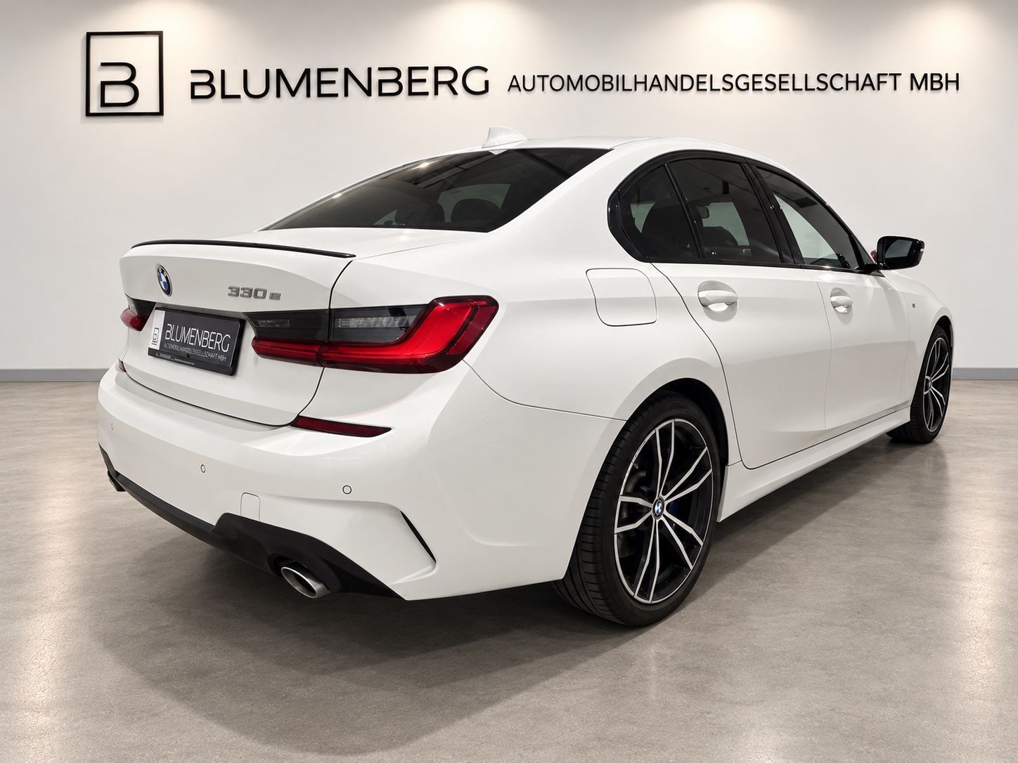 BMW 330 e M Sport *Virtual,H&K,Tempomat,LED,PDC* imagem 2