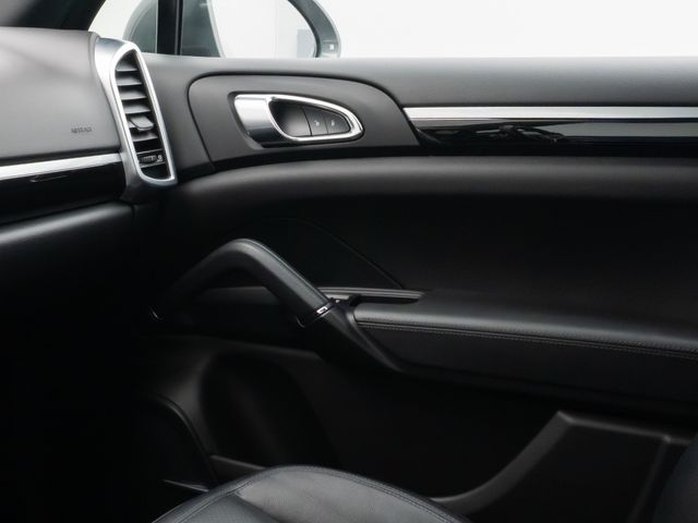Foto Nummer 32: PORSCHE Cayenne