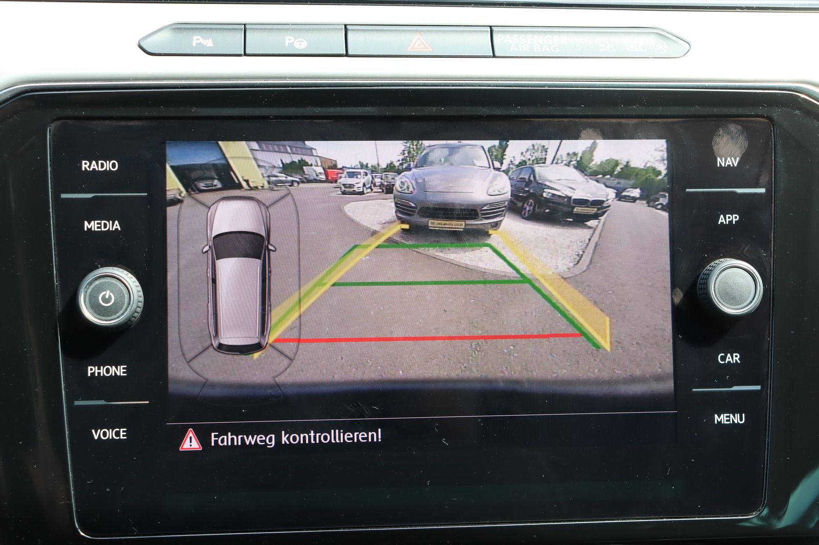 Fahrzeugabbildung Volkswagen Passat Variant 2.0 TDI Highline BlueMotion DSG