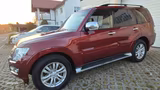 Mitsubishi Pajero 3,2 DI-D 4WD Top Automatik, 7-Sitzer - rote Mitsubishi Pajero