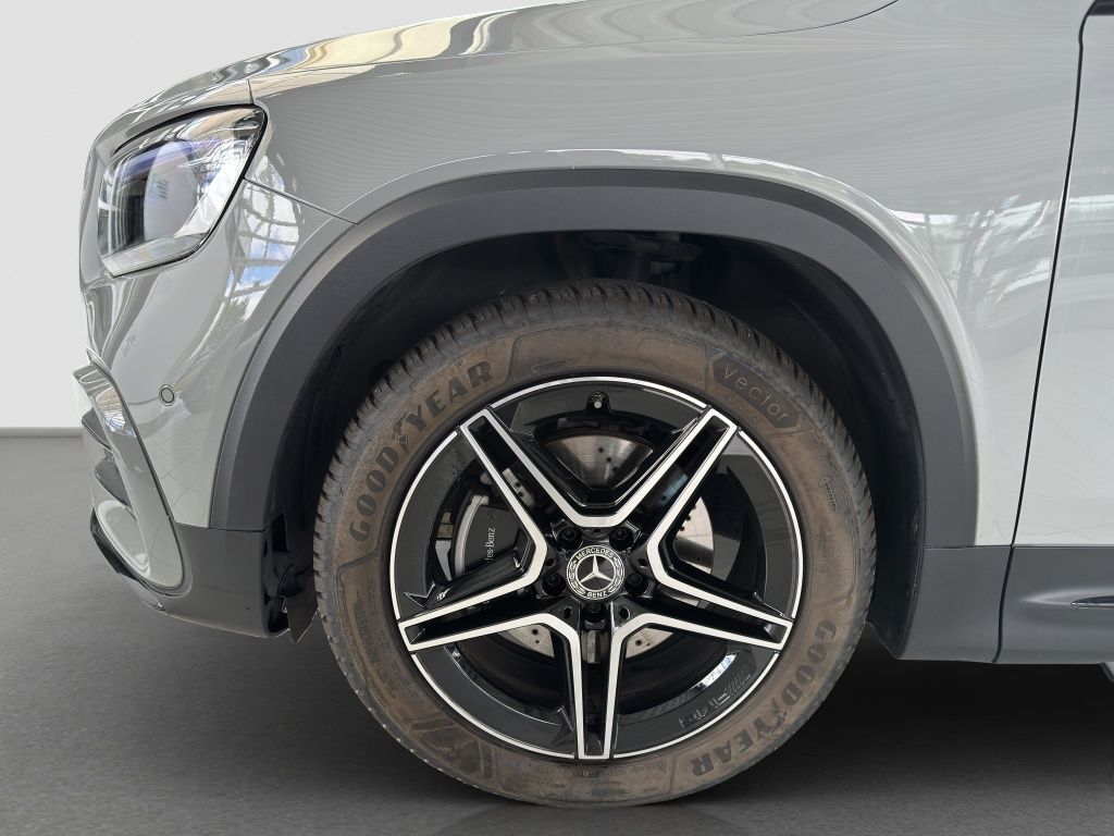 Fahrzeugabbildung Mercedes-Benz GLB 200 AMG*Night*LED*KeyLess*PDC*ParkAss*RFK