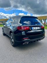 Mercedes-Benz GLC 300 4MATIC Autom. - - Mercedes-Benz GLC 300 von privat