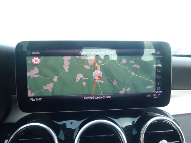 Fahrzeugabbildung Mercedes-Benz C 180 CGI Lim >AUT/NAV/LED/SHZ/PDC/KAM/Distronic