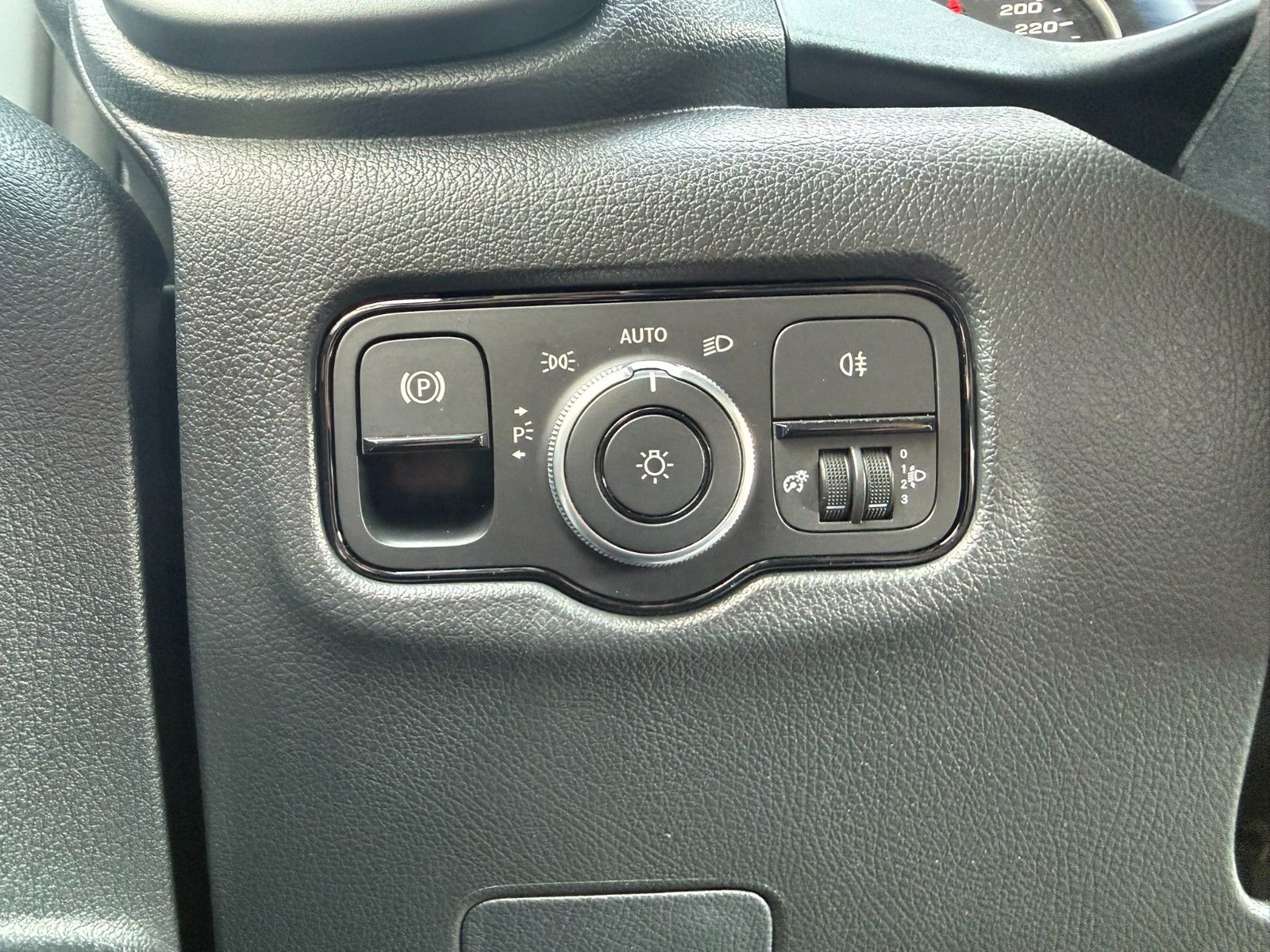 Fahrzeugabbildung Mercedes-Benz Vito 116 CDI 9G Extral Klima Kamera SHZ