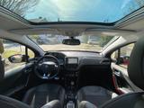 Peugeot 2008 GT-Line Edition+Teilleder+Panoramad.+Autom. - Peugeot 2008 in Kassel